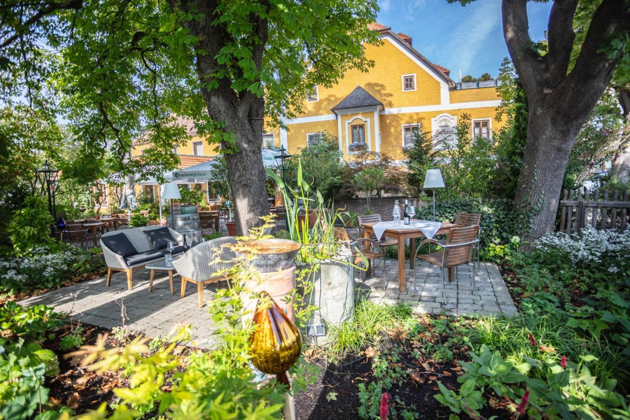 Donauwirt - Hotel Garni Weissenkirchen in der Wachau Exterior foto