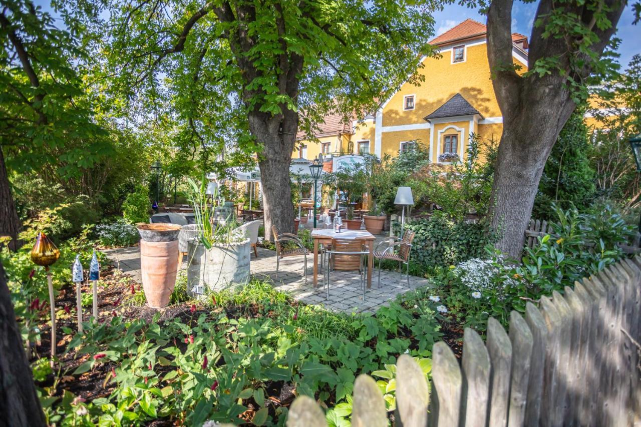 Donauwirt - Hotel Garni Weissenkirchen in der Wachau Exterior foto