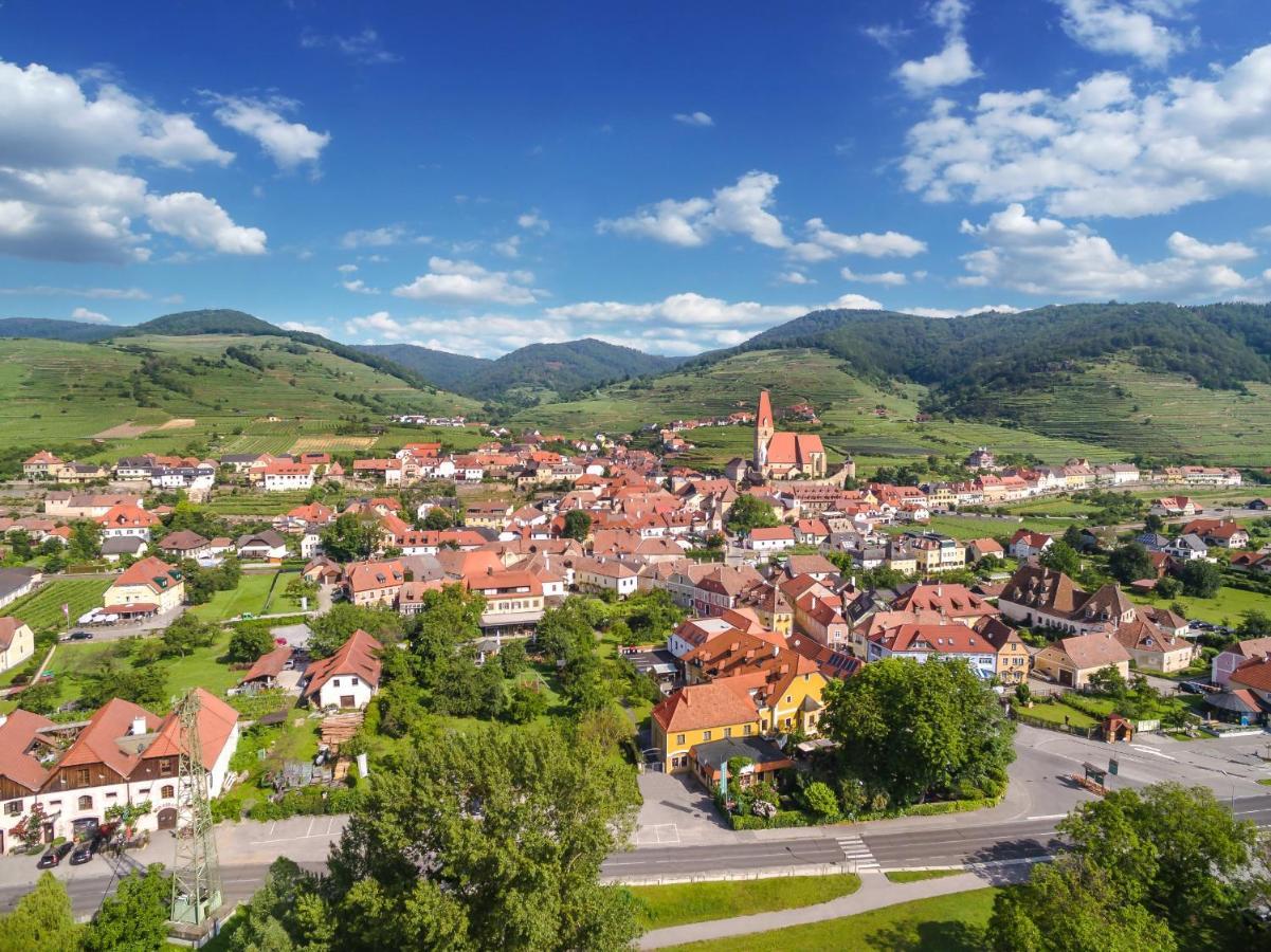 Donauwirt - Hotel Garni Weissenkirchen in der Wachau Exterior foto